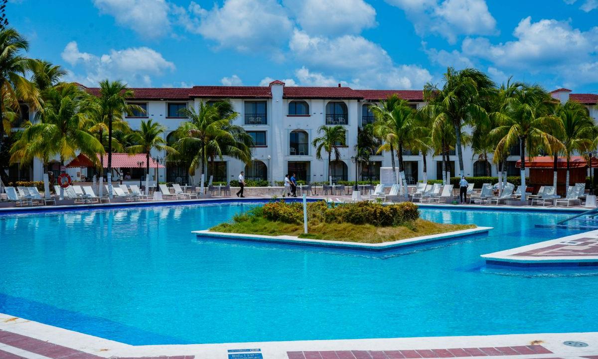 Piscina Cozumel Hotel & Resort Cozumel Piscina Cozumel Hotel & Resort Cozumel